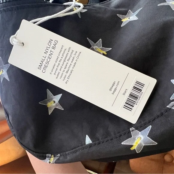 NWT BAGGU Small Star Print Crescent Bag ⭐️ - Picture 10 of 10